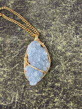 Load image into Gallery viewer, Celestite Cuban
