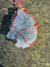 Load image into Gallery viewer, Celestite Cuban
