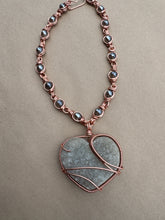 Load image into Gallery viewer, Electroplated Agate Light Amethyst Heart Chain
