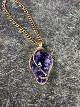 Load image into Gallery viewer, Amethyst Cuban
