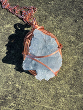 Load image into Gallery viewer, Celestite Cuban
