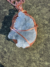 Load image into Gallery viewer, Celestite Cuban
