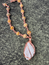 Load image into Gallery viewer, Crazy Lace Agate Clear Quartz Chain
